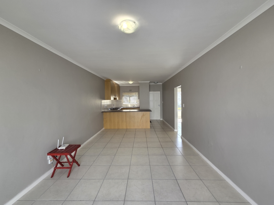 To Let 2 Bedroom Property for Rent in Olifantskop Western Cape